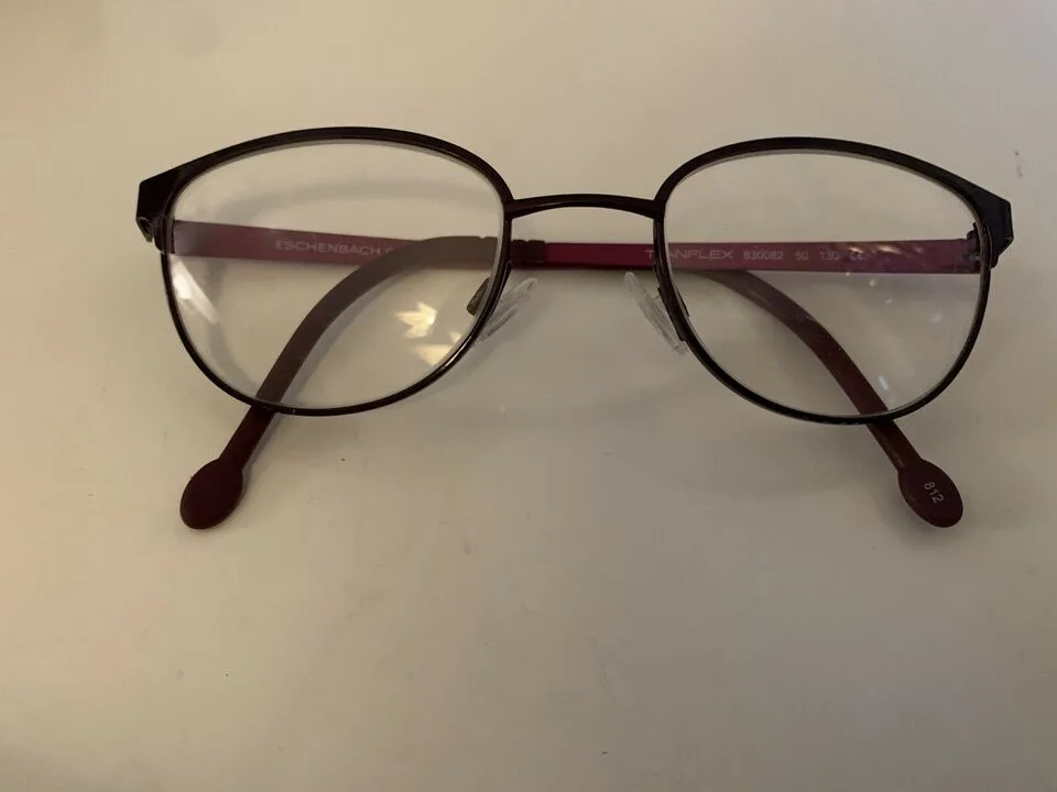Monture Demi-cerclée Minimaliste